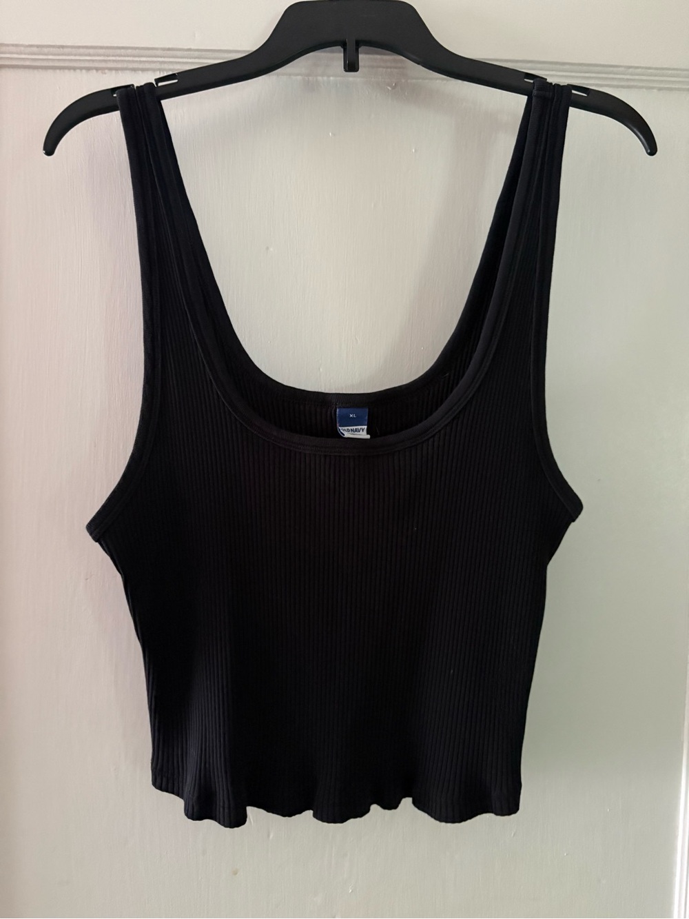Old Navy Black Ribbed Cropped Tank Top